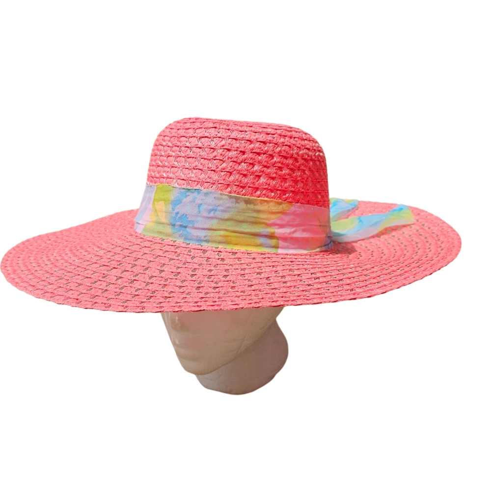 Item 736, 737, and 739 - Purchase these 3 hats and elevate your beach look - Picture 3 of 16
